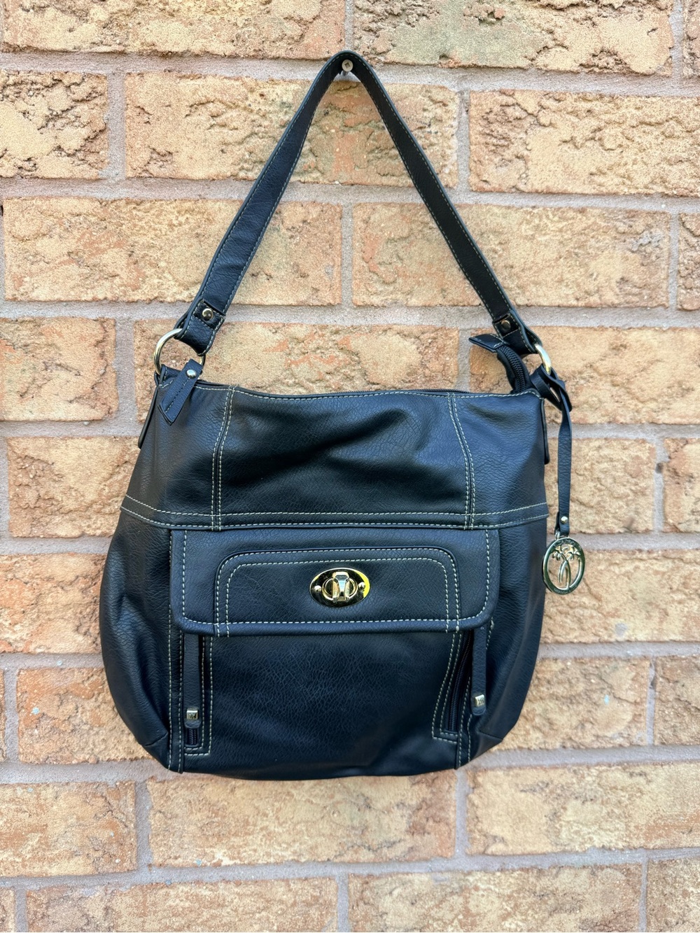 🌿4/$25 • Ricardo Beverly Hills Black Leather Shoulder Bag Purse